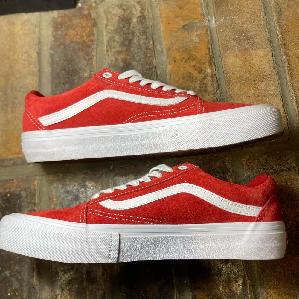 Vans - Picture 2 of 4